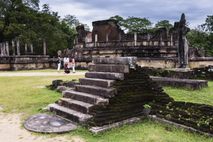 Framed Print : Bodhisattva Shrine and Vatadage (Circular Relic House) in Polonnaruwa Quadrangle, UNESCO World Heritage Site, Sri Lanka, Asia Framed Print : Bodhisattva Shrine and Vatadage (Circular Relic House) in Polonnaruwa Quadrangle, UNESCO World Heritage Site, Sri Lanka, Asia