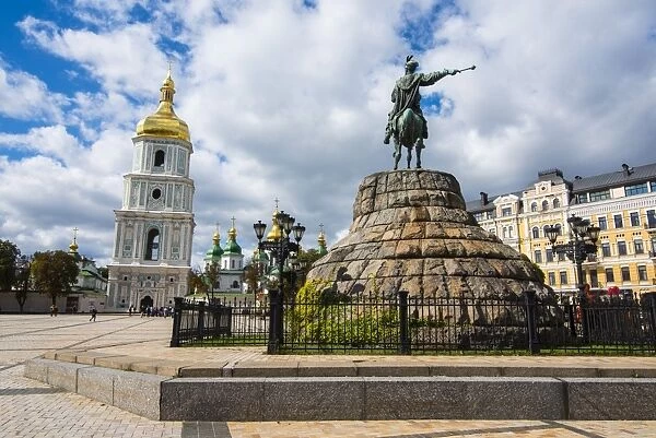 Bogdan Khmelnitsky statue, Sofiskaya square in Kiev (Kyiv) capital of the Ukraine, Europe