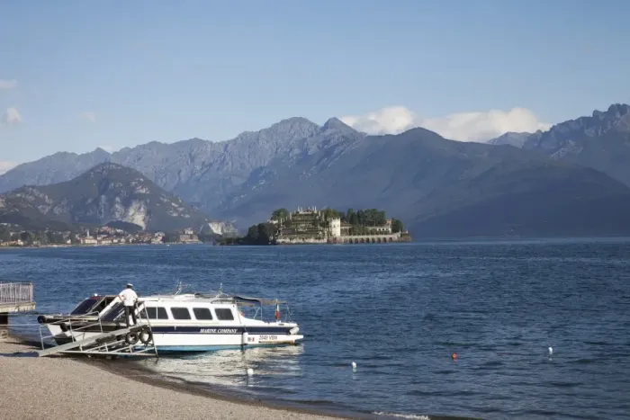 Framed Print : The Borromeo Islands, Stresa, Lake Maggiore, Italian Lakes, Piedmont, Italy, Europe Framed Print : The Borromeo Islands, Stresa, Lake Maggiore, Italian Lakes, Piedmont, Italy, Europe
