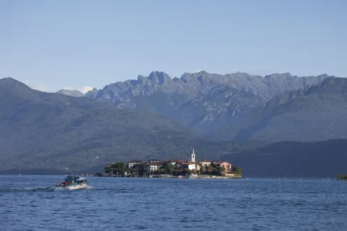 Framed Print : The Borromeo Islands, Stresa, Lake Maggiore, Italian Lakes, Piedmont, Italy, Europe