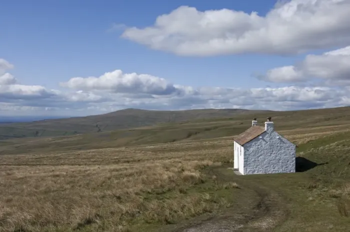 Framed Print : A bothy on the upper slopes of the North Pennines, Cumbria, England, United Kingdom, Europe Framed Print : A bothy on the upper slopes of the North Pennines, Cumbria, England, United Kingdom, Europe