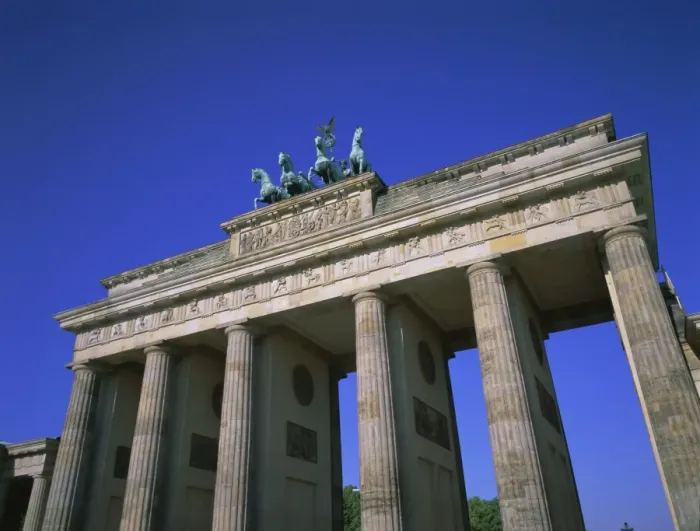 Framed Print : Brandenburg Gate Framed Print : Brandenburg Gate