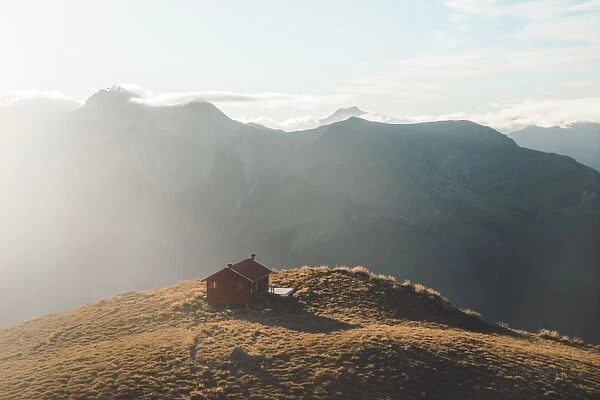 Brewster Hut, Mount Aspiring National Park, Southern Alps, UNESCO World Heritage Site