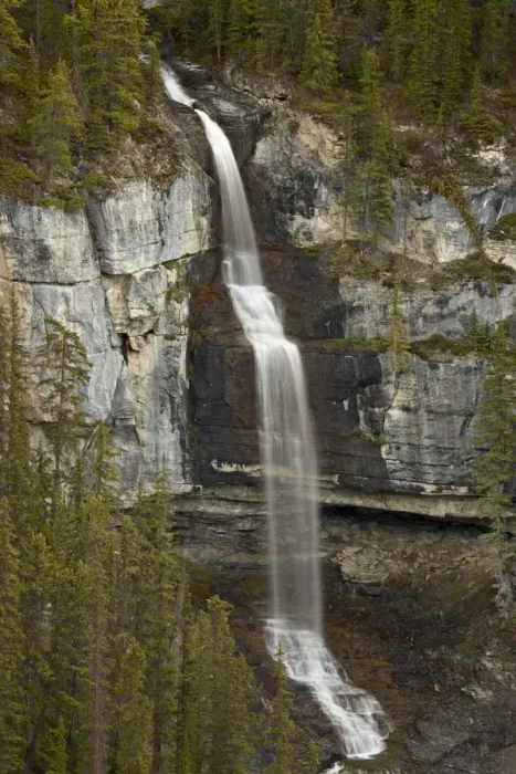 Framed Print : Bridal Veil Falls, Banff National Park, UNESCO World Heritage Site, Rocky Mountains Framed Print : Bridal Veil Falls, Banff National Park, UNESCO World Heritage Site, Rocky Mountains