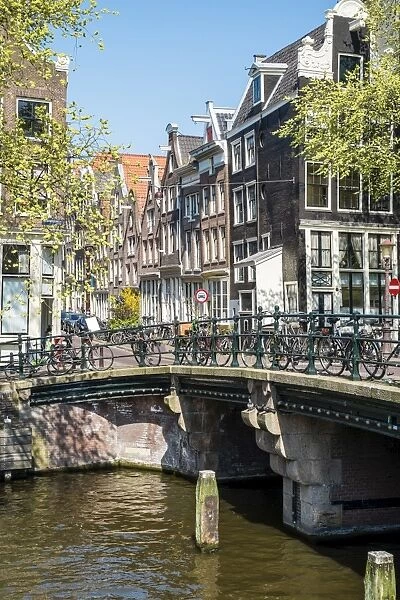 Bridge over Brouwersgracht, Amsterdam, Netherlands, Europe