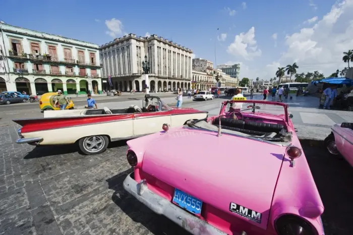 Framed Print : Bright pink 1950s classic American Car, Central Havana, Cuba, West Indies Framed Print : Bright pink 1950s classic American Car, Central Havana, Cuba, West Indies