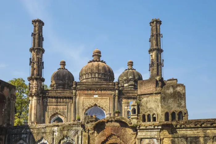 Framed Print : British Residency, Ancient Mosque, Lucknow, Uttar Pradesh, India, Asia Framed Print : British Residency, Ancient Mosque, Lucknow, Uttar Pradesh, India, Asia
