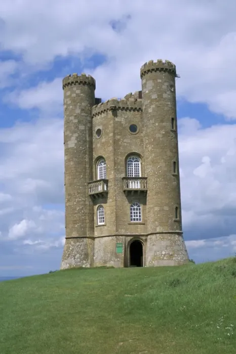 Framed Print : Broadway Tower, Broadway, Worcestershire, Cotswolds, England, United Kingdom, Europe Framed Print : Broadway Tower, Broadway, Worcestershire, Cotswolds, England, United Kingdom, Europe