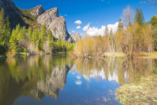 Three Brothers, Yosemite National Park, UNESCO World Heritage Site, California, United