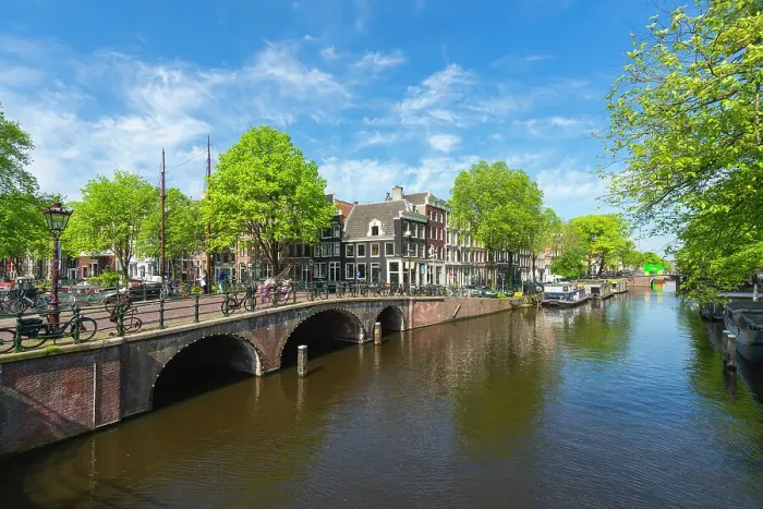 Framed Print : Brouwersgracht canal, Amsterdam, The Netherlands, Europe Framed Print : Brouwersgracht canal, Amsterdam, The Netherlands, Europe