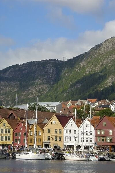 Bryggen, Vagen harbour, UNESCO World Heritage Site, Bergen, Hordaland, Norway, Scandinavia, Europe