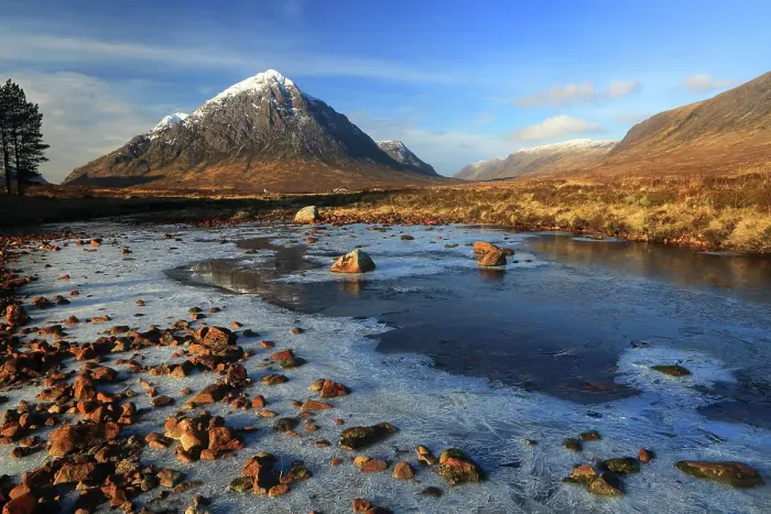 Framed Print : Buachaille Etive Mor and River Etive, Rannoch Moor, Highland, Scotland, United Kingdom Framed Print : Buachaille Etive Mor and River Etive, Rannoch Moor, Highland, Scotland, United Kingdom