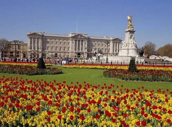 Buckingham Palace, London, England, UK