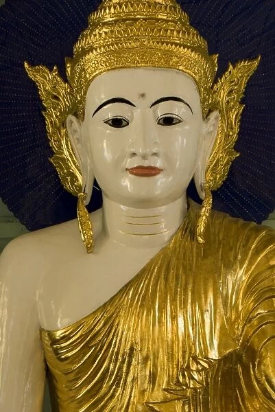 Buddha head, Shwedagon Pagoda, Yangon (Rangoon), Myanmar (Burma), Asia