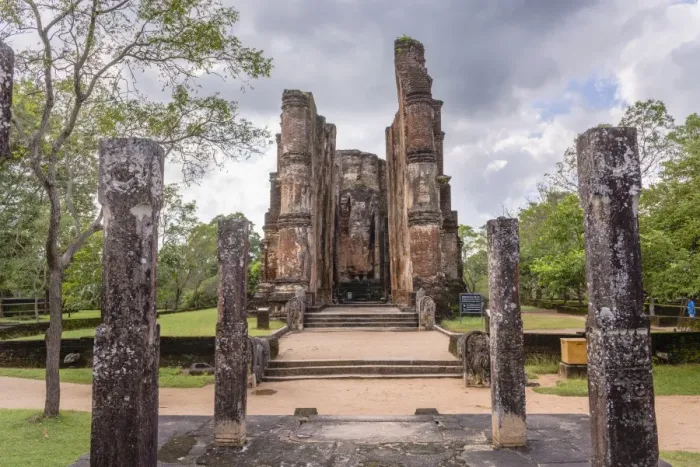 Framed Print : Buddha statue at Lankatilaka Gedige, Polonnaruwa, UNESCO World Heritage Site, Sri Lanka, Asia Framed Print : Buddha statue at Lankatilaka Gedige, Polonnaruwa, UNESCO World Heritage Site, Sri Lanka, Asia