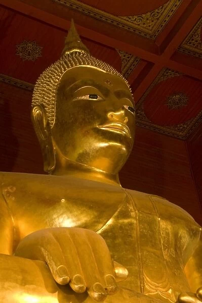 Buddha statue, Phra Mongkhon Bophit, Ayutthaya, UNESCO World Heritage Site, Thailand, Southeast Asia, Asia