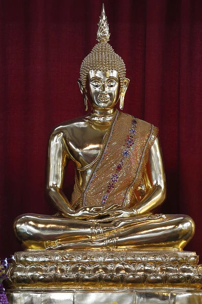 Buddha statue, Wat Velouvanaram, Bussy Saint Georges, Seine et Marne, France, Europe