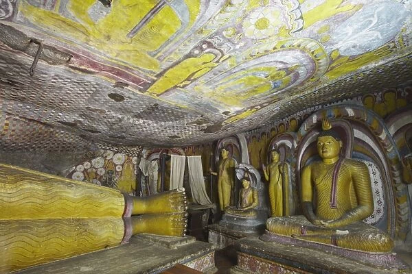Buddha statues in Cave 5 of Cave Temples, UNESCO World Heritage Site, Dambulla, North Central Province, Sri Lanka, Asia