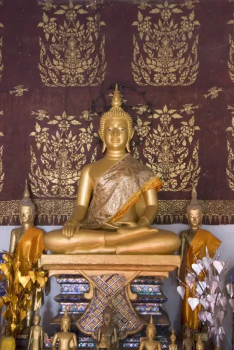 Framed Print : Buddha statues, Wat Si Moung Khoung, Luang Prabang, Laos, Indochina, Southeast Asia, Asia Framed Print : Buddha statues, Wat Si Moung Khoung, Luang Prabang, Laos, Indochina, Southeast Asia, Asia
