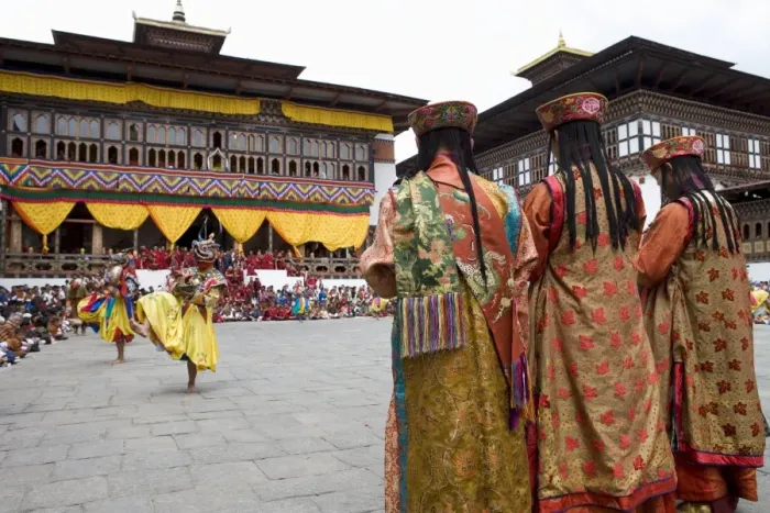 Framed Print : Buddhist festival (Tsechu), Trashi Chhoe Dzong, Thimphu, Bhutan, Asia Framed Print : Buddhist festival (Tsechu), Trashi Chhoe Dzong, Thimphu, Bhutan, Asia