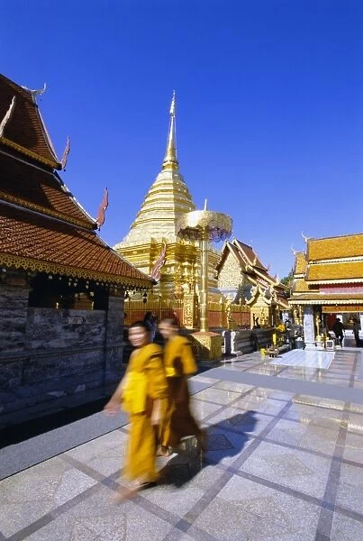 Buddhist monks at Wat Phra That Doi Suthep