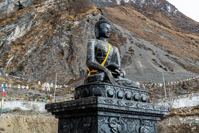 Framed Print : Buddhist stupa in Muktinath valley, Kingdom of Mustang, Himalayas, Nepal, Asia Framed Print : Buddhist stupa in Muktinath valley, Kingdom of Mustang, Himalayas, Nepal, Asia