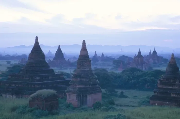 Framed Print : Buddhist temples at dawn, Bagan (Pagan) archaeological site, Mandalay Division Framed Print : Buddhist temples at dawn, Bagan (Pagan) archaeological site, Mandalay Division