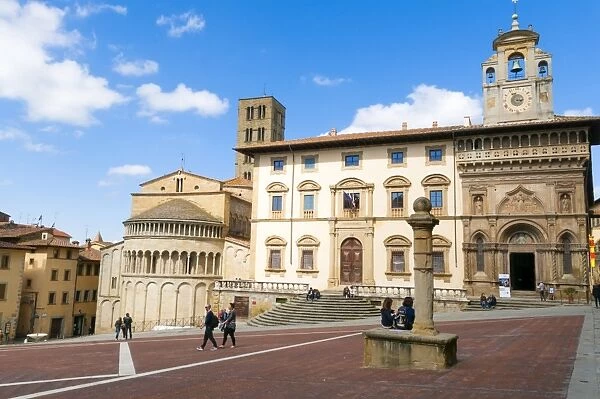 The building of Fraternita dei Laici and Church of Santa Maria della Pieve, Piazza Vasari, Piazza Grande, Arezzo, Tuscany, Italy, Europe