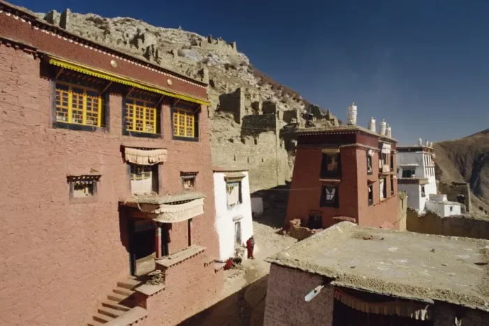Framed Print : Buildings at Ganden Monastery near Lhasa, Tibet, China, Asia Framed Print : Buildings at Ganden Monastery near Lhasa, Tibet, China, Asia