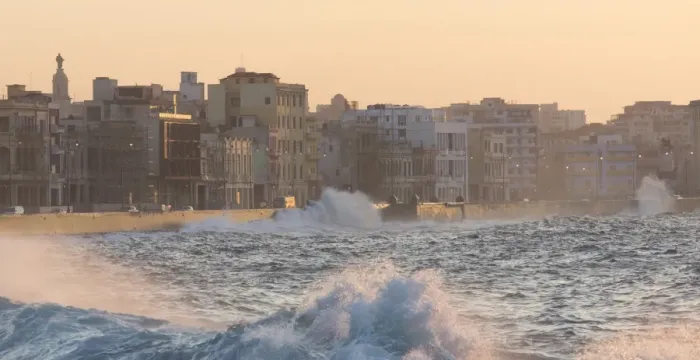 Framed Print : Buildings along The Malecon bathed in soft evening sunlight with large waves crashing against the sea wall, The Malecon, Havana, Cuba, West Indies, Caribbean, Central America Framed Print : Buildings along The Malecon bathed in soft evening sunlight with large waves crashing against the sea wall, The Malecon, Havana, Cuba, West Indies, Caribbean, Central America