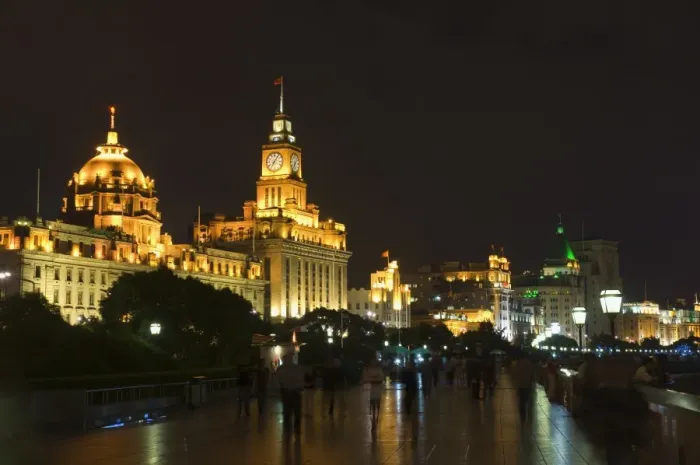 Framed Print : The Bund at night, Huangpu District, Shanghai, China, Asia Framed Print : The Bund at night, Huangpu District, Shanghai, China, Asia
