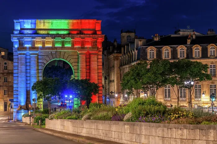 Framed Print : The Burgundy Gate (Porte de Bourgogne), illuminated at night, Bordeaux, Gironde, Aquitaine, France, Europe Framed Print : The Burgundy Gate (Porte de Bourgogne), illuminated at night, Bordeaux, Gironde, Aquitaine, France, Europe