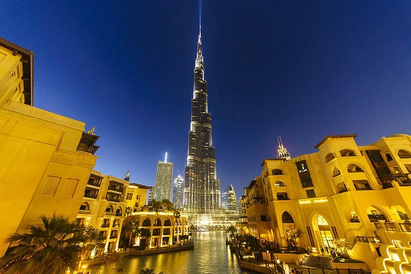 Burj Khalifa and Lake, Downtown, Dubai, United Arab Emirates, Middle East