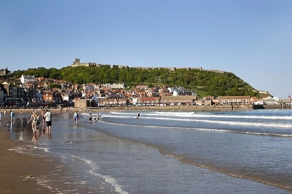 Busy South Sands and Castle Hill, Scarborough, North Yorkshire, Yorkshire, England, United Kingdom, Europe