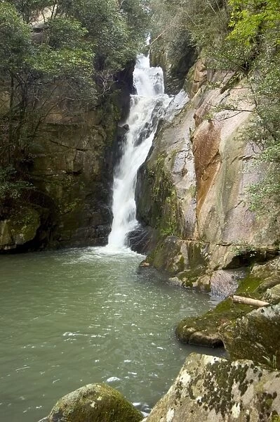 Buttsuji waterfall