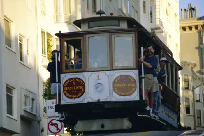 Framed Print : Cable car on Hyde Street Framed Print : Cable car on Hyde Street