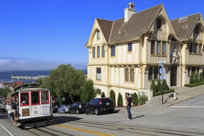 Framed Print : Cable Car on Hyde Street, San Francisco, California, United States of America, North America Framed Print : Cable Car on Hyde Street, San Francisco, California, United States of America, North America
