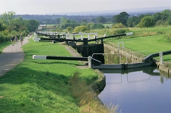 Caen hill locks, Kennet & Avon Canal, near Devizes, Wiltshire, England