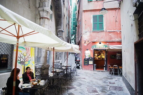 Cafe and bar in side street, Genoa (Genova), Liguria, Italy, Europe
