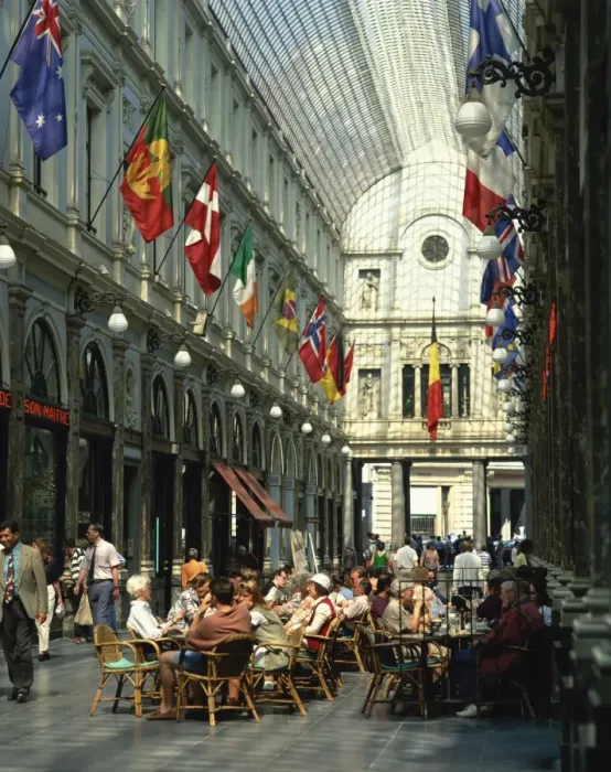 Framed Print : Cafes in Gallerie St. Hubert, Brussels, Belgium, Europe Framed Print : Cafes in Gallerie St. Hubert, Brussels, Belgium, Europe