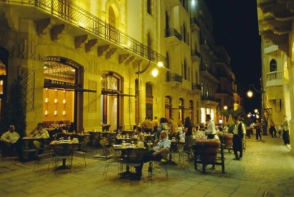 Cafes at night