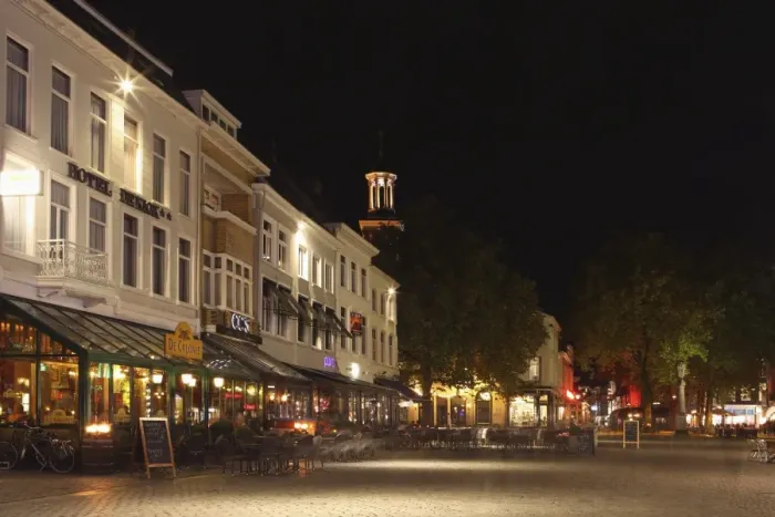 Framed Print : Cafes and restaurants at the Grote Markt (Big Market) square at night, Breda Framed Print : Cafes and restaurants at the Grote Markt (Big Market) square at night, Breda