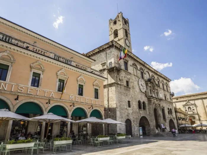 Framed Print : Caffe Meletti and Palazzo dei Capitani del Popolo, Piazzo del Popolo, Ascoli Piceno Framed Print : Caffe Meletti and Palazzo dei Capitani del Popolo, Piazzo del Popolo, Ascoli Piceno