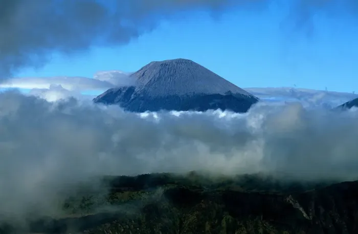 Framed Print : Caldeira and Bromo at 2329 m, and Semeru at 3676m, volcanoes on Java, Indonesia Framed Print : Caldeira and Bromo at 2329 m, and Semeru at 3676m, volcanoes on Java, Indonesia