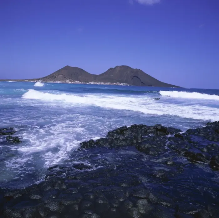 Framed Print : Calhau Beach, Sao Vicente Island, Cape Verde Islands, Atlantic Ocean, Africa Framed Print : Calhau Beach, Sao Vicente Island, Cape Verde Islands, Atlantic Ocean, Africa