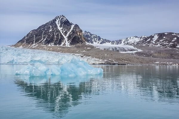 Calved glacial ice at Monacobreen, Spitsbergen, Svalbard, Norway, Scandinavia, Europe