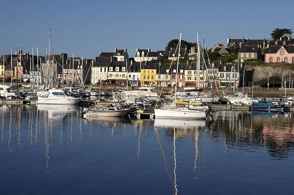 Camaret harbour, Brittany, France, Europe