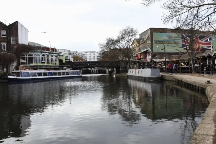 Framed Print : Camden Lock, home of Camden Lock Village, the popular Sunday attraction in London Framed Print : Camden Lock, home of Camden Lock Village, the popular Sunday attraction in London
