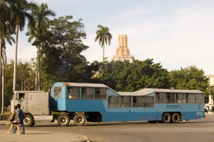 Framed Print : A camello bus in central Havana, Cuba, West Indies, Central America Framed Print : A camello bus in central Havana, Cuba, West Indies, Central America