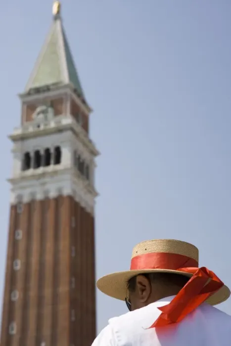 Framed Print : Campanile and gondolier, St Framed Print : Campanile and gondolier, St